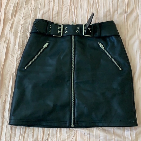 Leather skirt - Picture 2 of 4